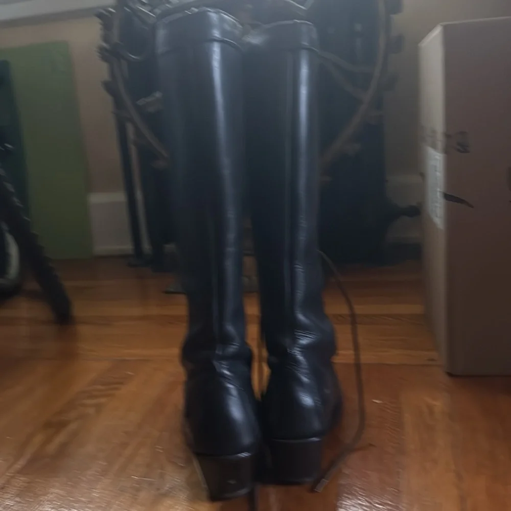 John Fluevog Frontier High Lace Up Boots 8 - Picture 11 of 11